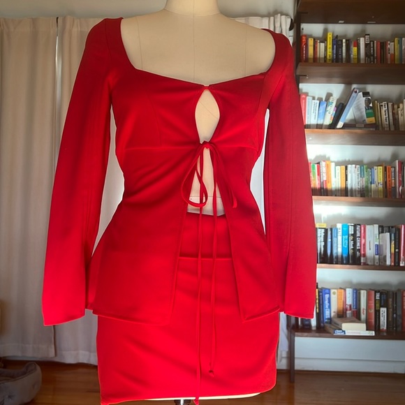 Red Skirt Set - Picture 1 of 3